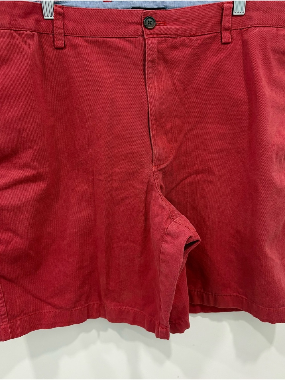 Chaps Shorts Mens 38 Chino
Flat Front Nantucket Red Cotton Twill Casual Basic - Picture 2 of 7